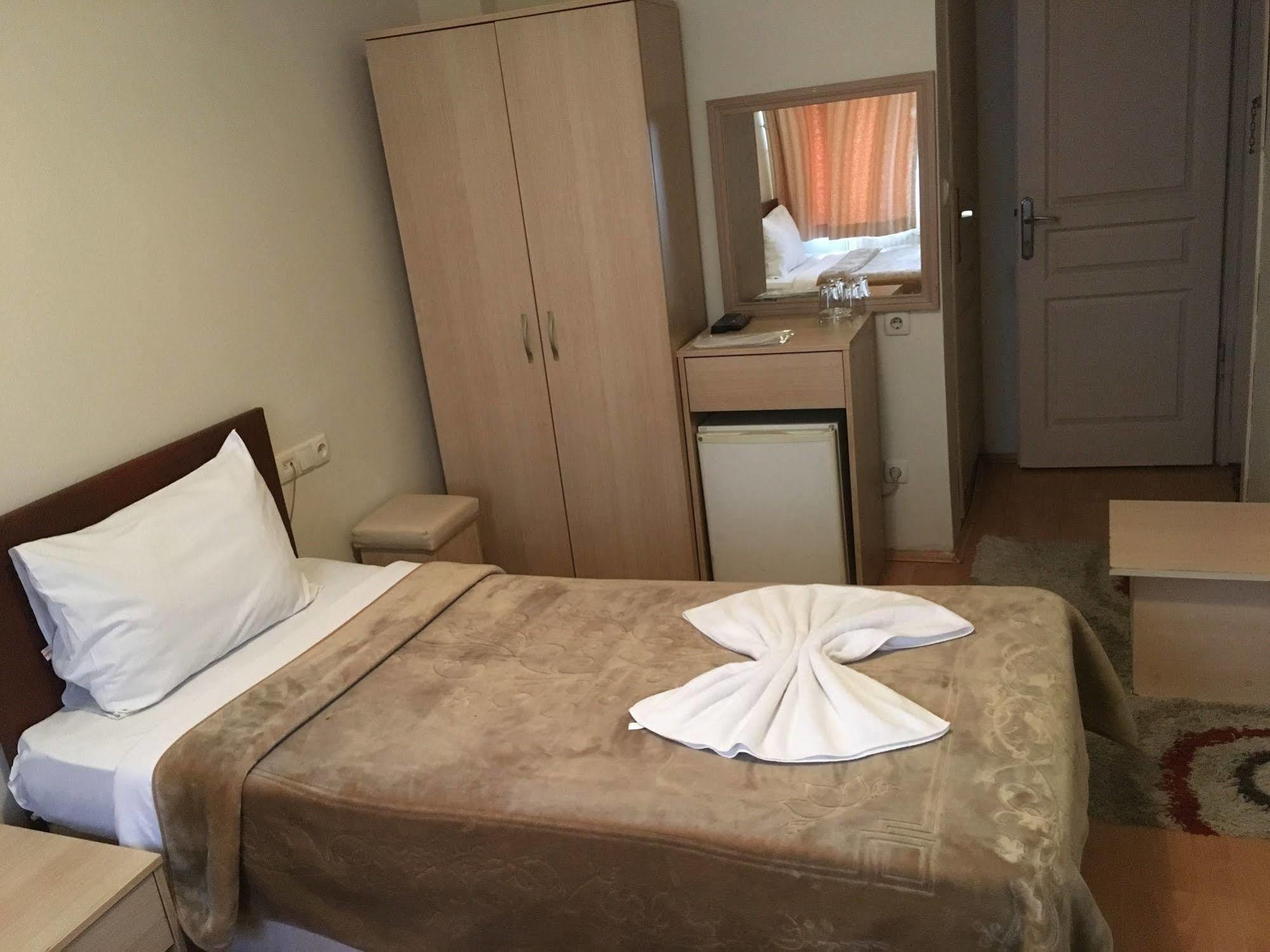 Oeruen Hotel Provincia di Provincia di Istanbul Esterno foto