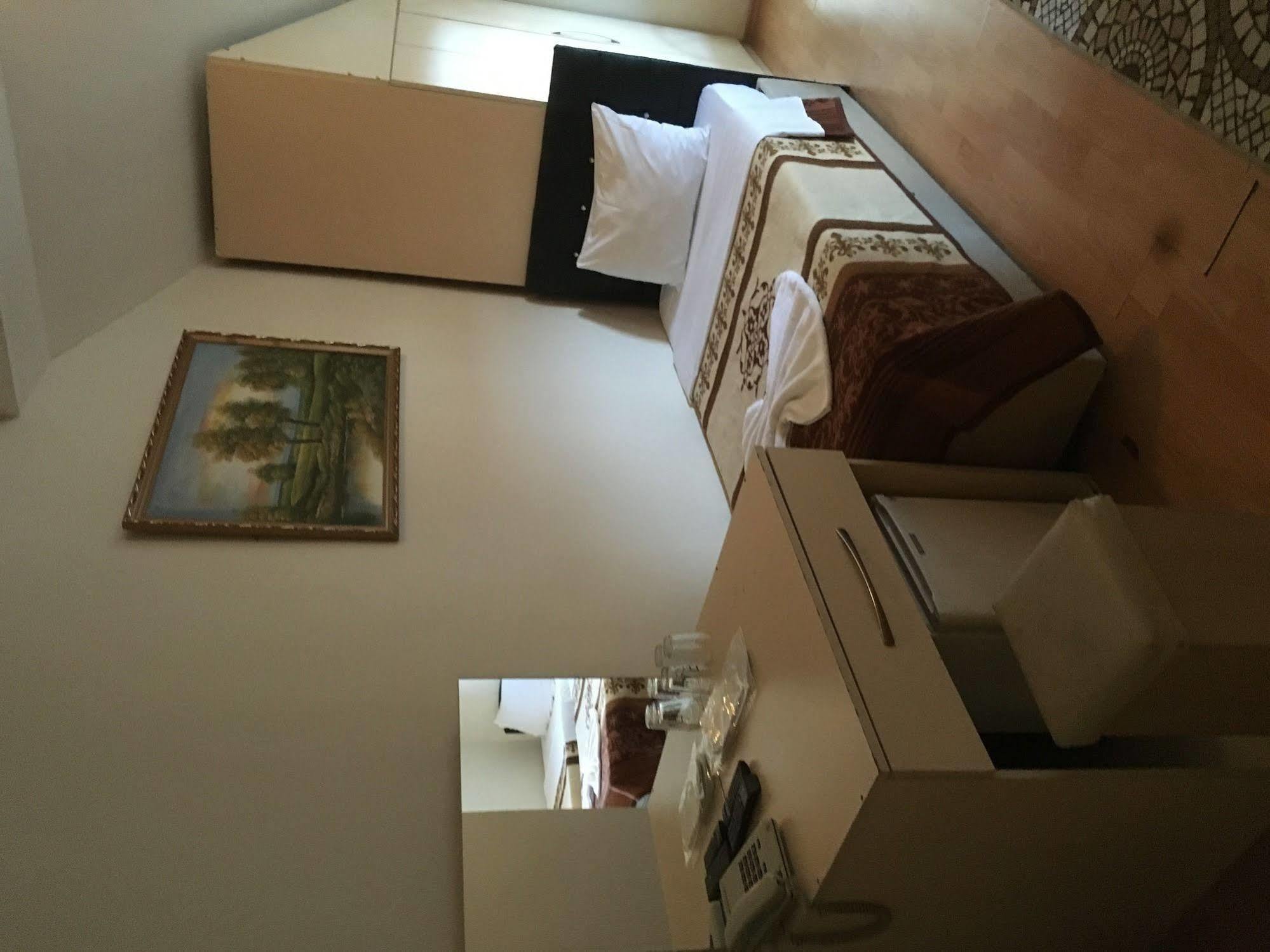 Oeruen Hotel Provincia di Provincia di Istanbul Esterno foto