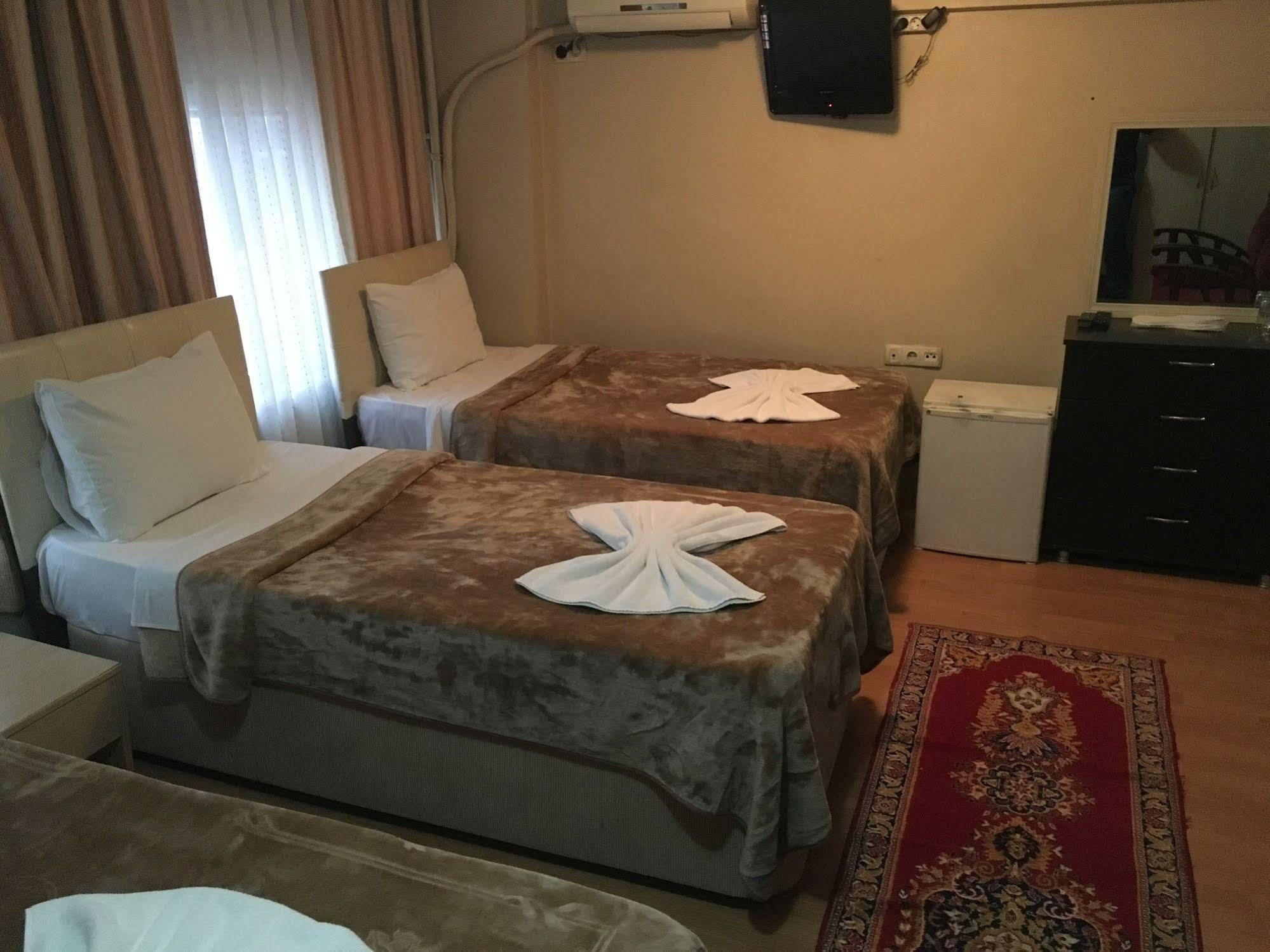 Oeruen Hotel Provincia di Provincia di Istanbul Esterno foto